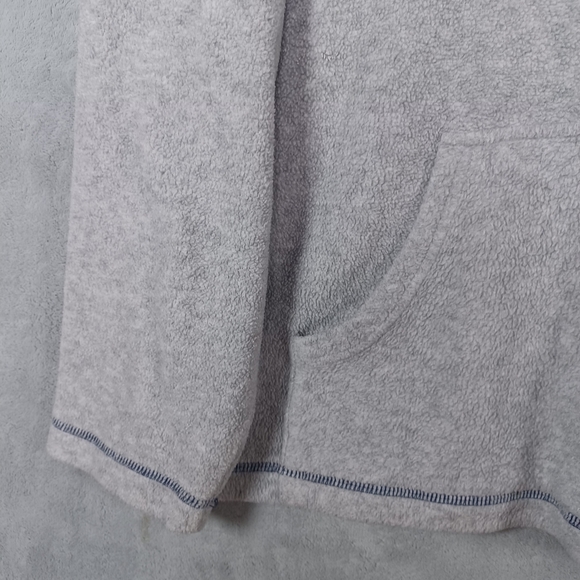 Coca-Cola Unisex Polar Bear Fleece Hoodie L Gray Cozy Holiday Graphic Pullover - Picture 3 of 10